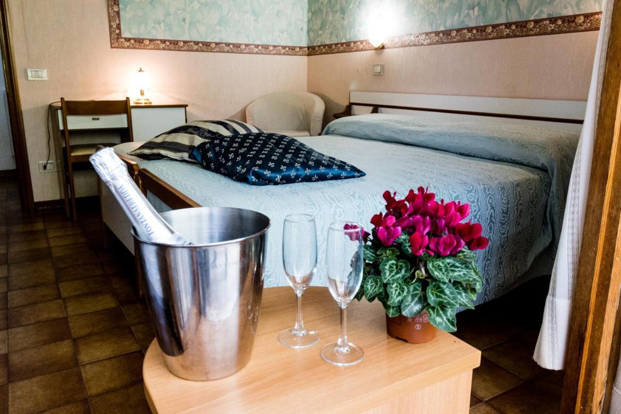 Da Elio Hotel Piegaro  ภายนอก รูปภาพ